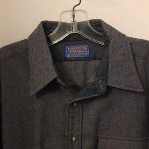 Pendleton wool long sleeve shirt. Large. Gray
